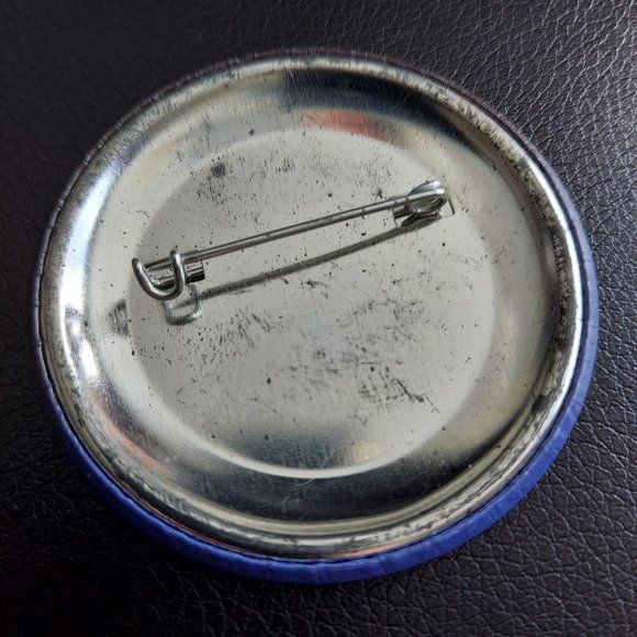 Vintage The Odds Be with You Play Little Lotto Pin Button Wizard Gamble 2 1/4" - Picture 4 of 4